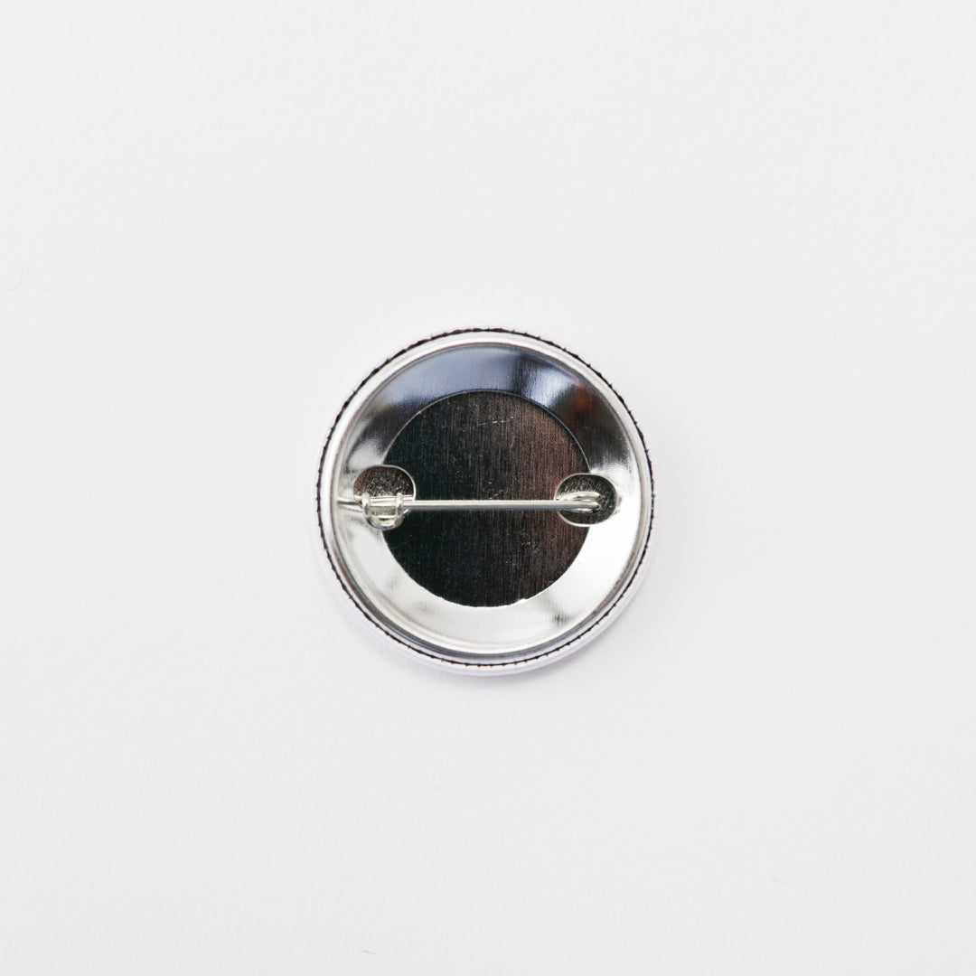 Tin badge medium (Gentleman and Cat)