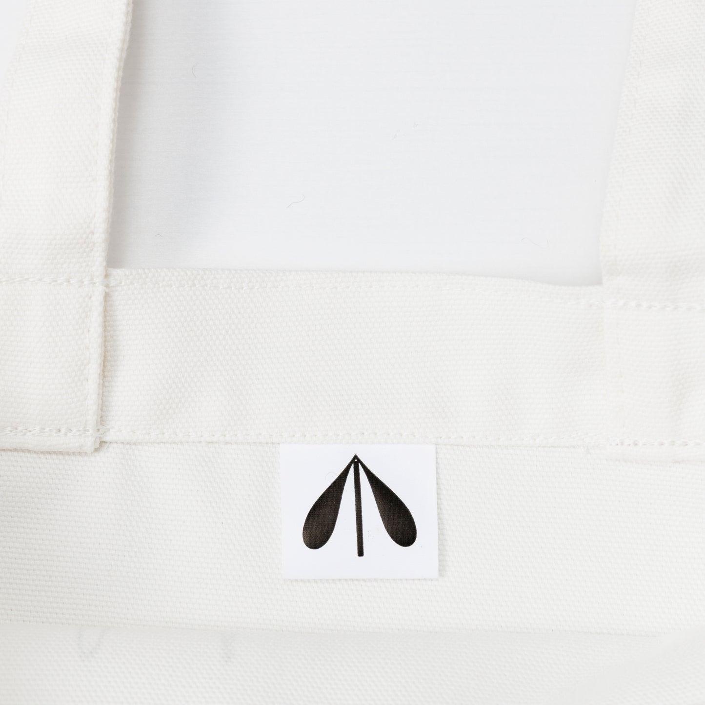 Inokuma’s Notebook Bag (Robot-like creature)
