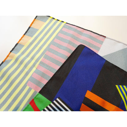 Shunsuke Imai / Skirt and Scene furoshiki
